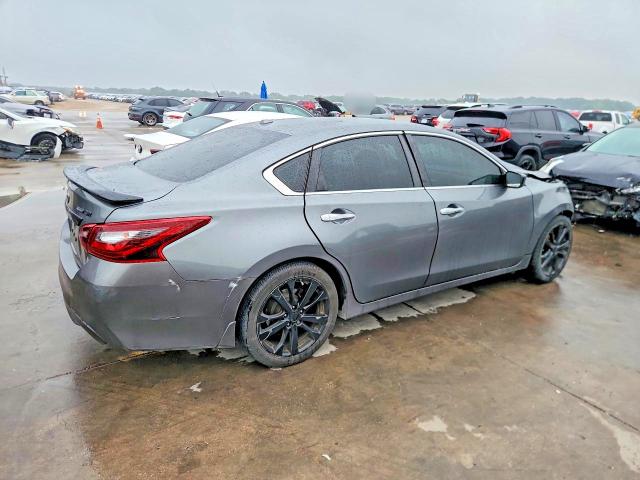 2018 Nissan Altima მანქანა იყიდება აუქციონზე, vin: 1N4AL3AP8JC275940, აუქციონის ნომერი: 50692746