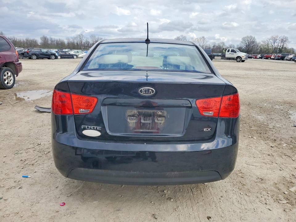 2012 Kia Forte მანქანა იყიდება აუქციონზე, vin: KNAFU4A27C5626218, აუქციონის ნომერი: 48468336
