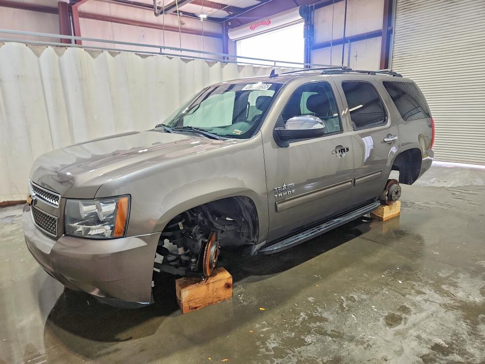 2013 Chevrolet Tahoe მანქანა იყიდება აუქციონზე, vin: 1GNSCAE04DR359214, აუქციონის ნომერი: 47230396