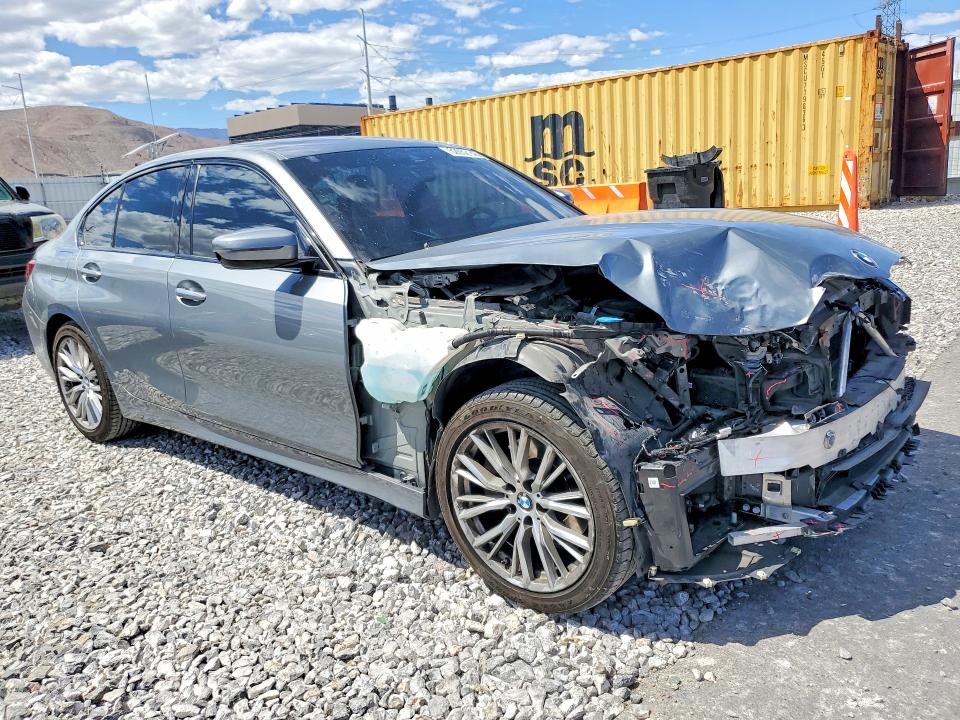 52052146 :رقم المزاد ، 3MW89FF04P8D54555 vin ، 2023 Bmw 330xi مزاد بيع