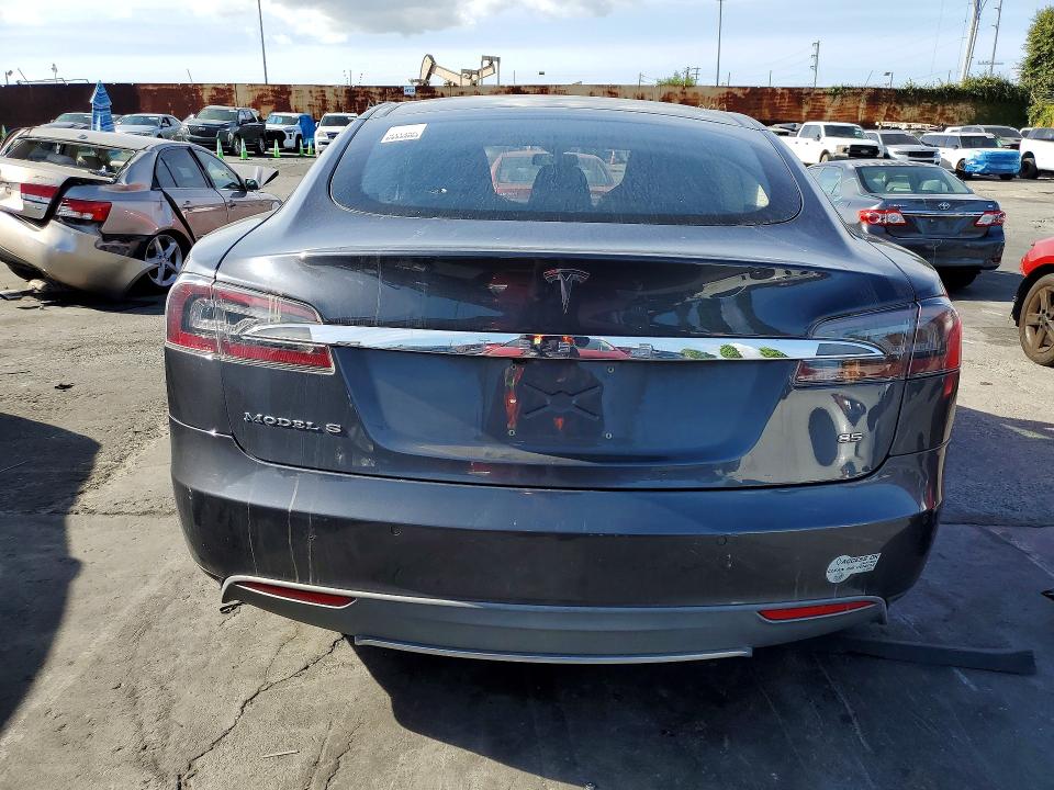 Продаж на аукціоні авто 2015 Tesla Model S, vin: 5YJSA1H14FF084214, номер лоту: 50765466