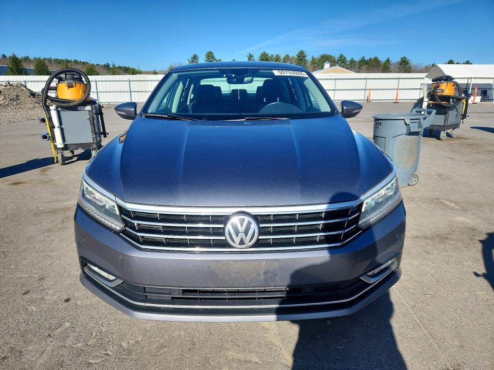 Продажа на аукционе авто 2018 Volkswagen Passat, vin: 1VWBA7A33JC034051, номер лота: 50755926