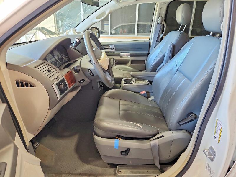 49283626 :رقم المزاد ، 2A8HR54P28R832009 vin ، 2008 Chrysler Town & Country مزاد بيع