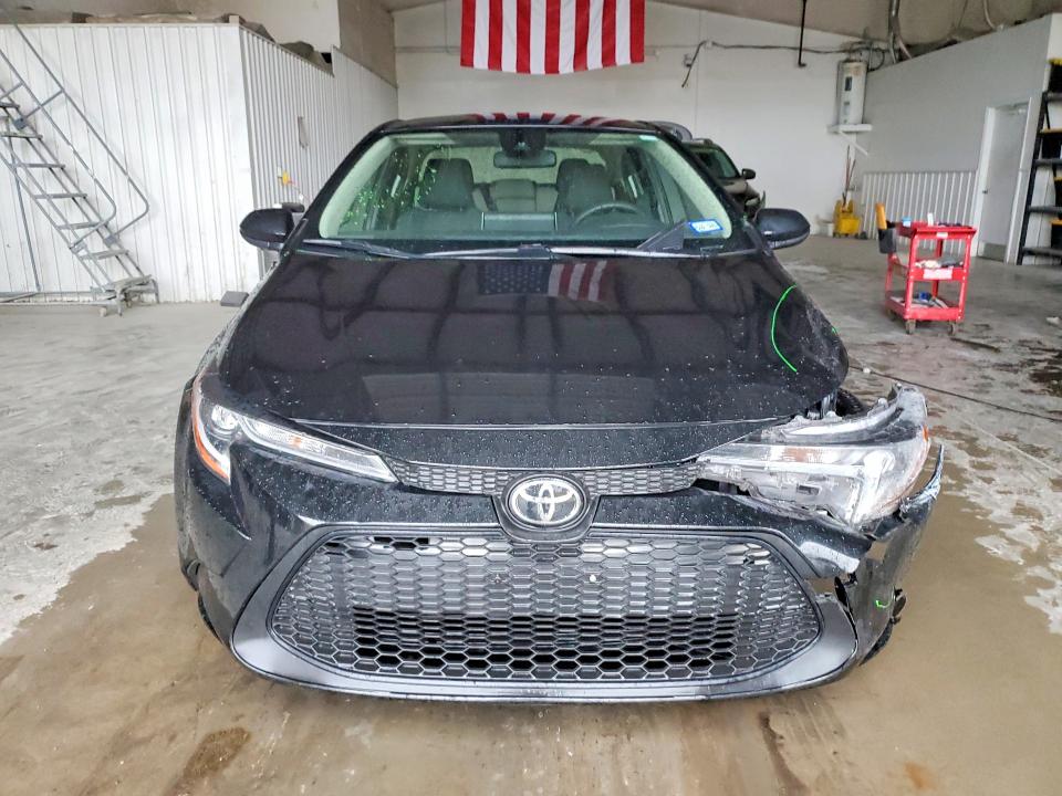 49452426 :رقم المزاد ، JTDEPMAE2MJ165082 vin ، 2021 Toyota Corolla مزاد بيع
