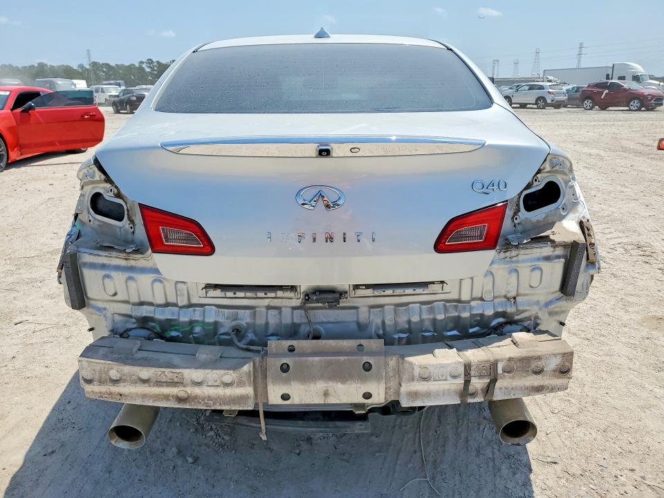 51598066 :رقم المزاد ، JN1CV6AP3FM502793 vin ، 2015 Infiniti Q40 مزاد بيع