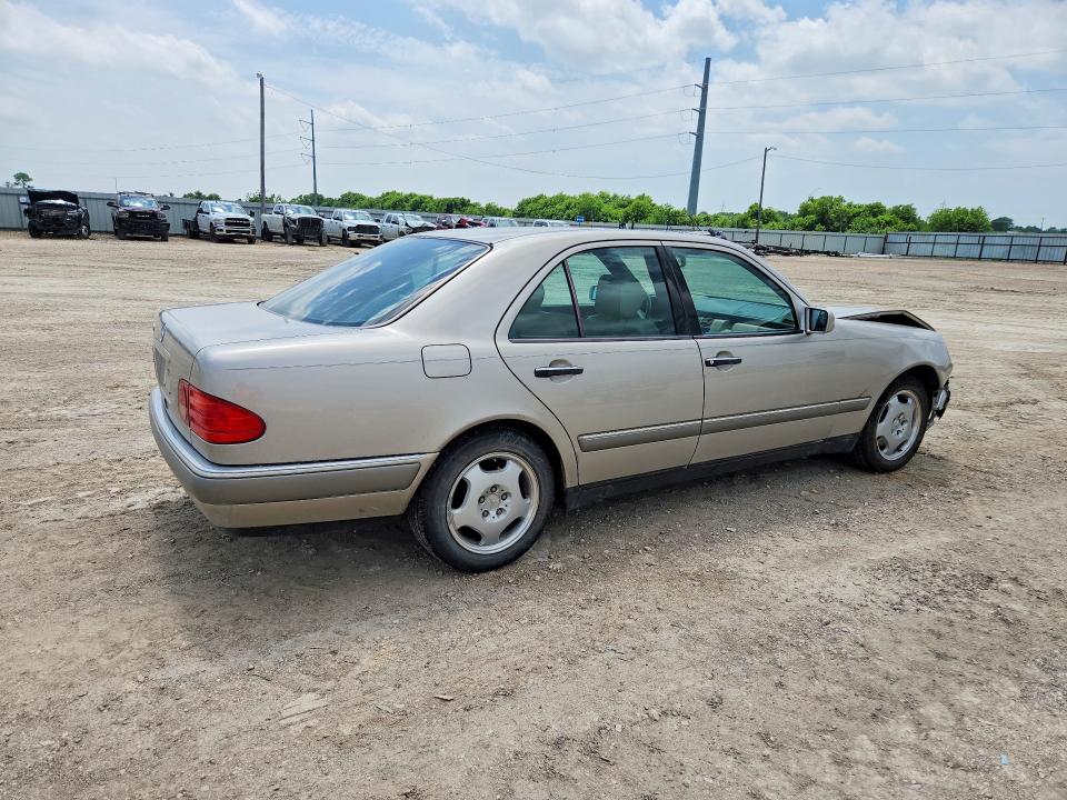 51303606 :رقم المزاد ، WDBJF72F8VA316324 vin ، 1997 Mercedes-benz E مزاد بيع