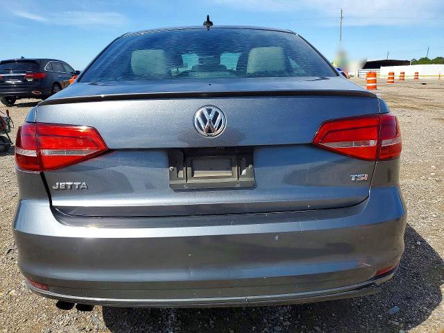 48620456 :رقم المزاد ، 3VWD17AJ4FM417638 vin ، 2015 Volkswagen Jetta مزاد بيع