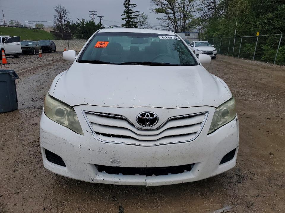 51818496 :رقم المزاد ، 4T1BF3EKXAU551917 vin ، 2010 Toyota Camry مزاد بيع
