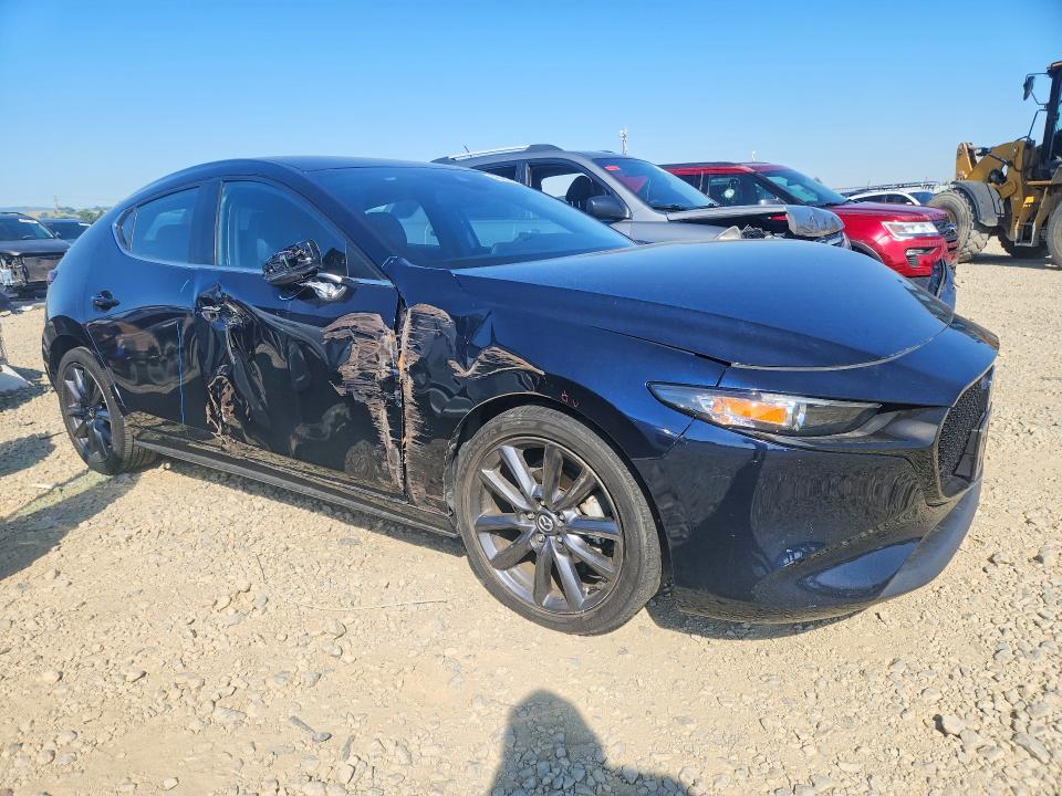 48832266 :رقم المزاد ، JM1BPAKL0M1403154 vin ، 2021 Mazda 3 مزاد بيع