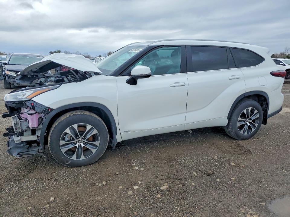 Продажа на аукционе авто 2025 Toyota Highlander Xle Hev 4, vin: 5TDKBRCH2SS687149, номер лота: 49754056