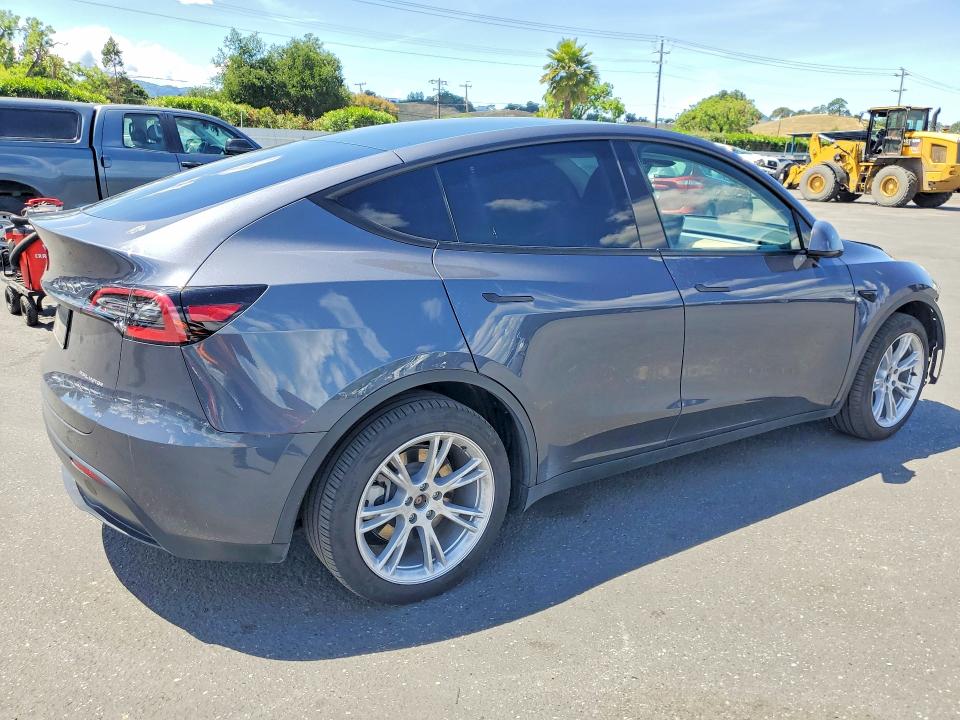51009876 :رقم المزاد ، 7SAYGDEEXPA194719 vin ، 2023 Tesla Model Y مزاد بيع
