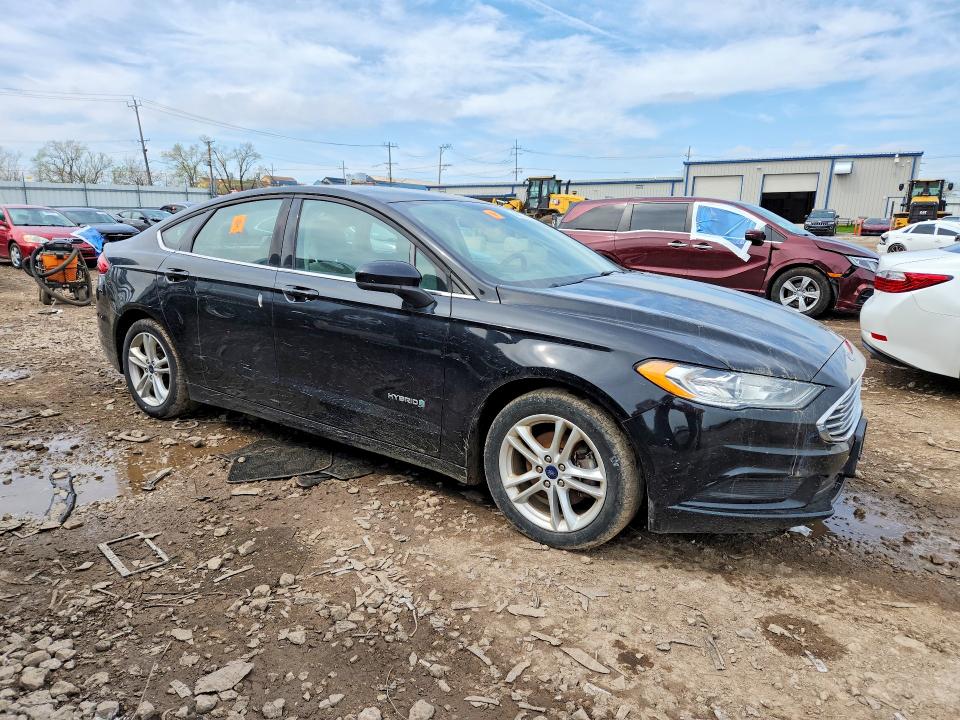 49851716 :رقم المزاد ، 3FA6P0UU3JR273668 vin ، 2018 Ford Fusion مزاد بيع