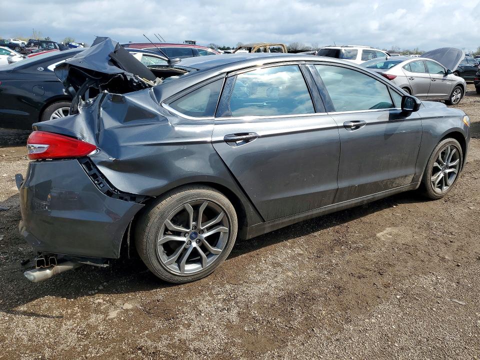 2017 Ford Fusion მანქანა იყიდება აუქციონზე, vin: 3FA6P0G77HR347139, აუქციონის ნომერი: 49865526