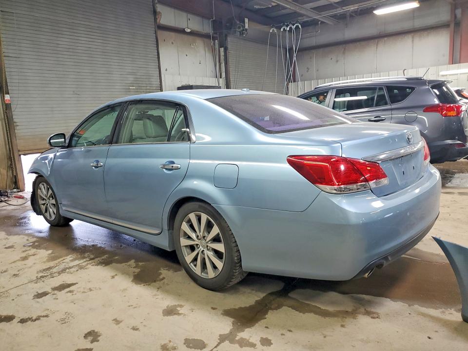 2011 Toyota Avalon მანქანა იყიდება აუქციონზე, vin: 4T1BK3DBXBU385784, აუქციონის ნომერი: 51660886