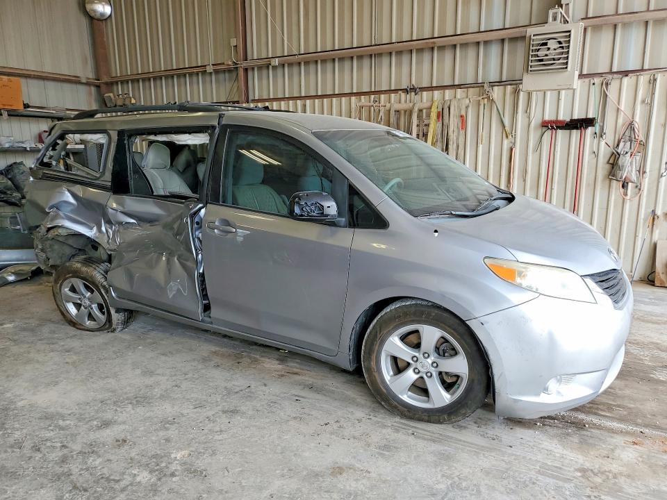 Продажа на аукционе авто 2011 Toyota Sienna, vin: 5TDKK3DCXBS019423, номер лота: 51796006