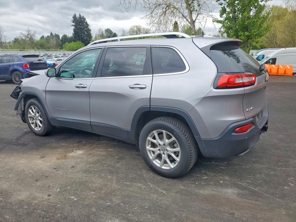 49841106 :رقم المزاد ، 1C4PJMCS6HW525542 vin ، 2017 Jeep Cherokee مزاد بيع