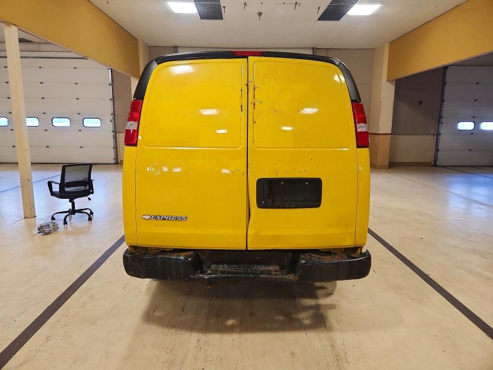 2019 Chevrolet Express G2500 მანქანა იყიდება აუქციონზე, vin: 1GCWGAFP8K1337352, აუქციონის ნომერი: 51187036