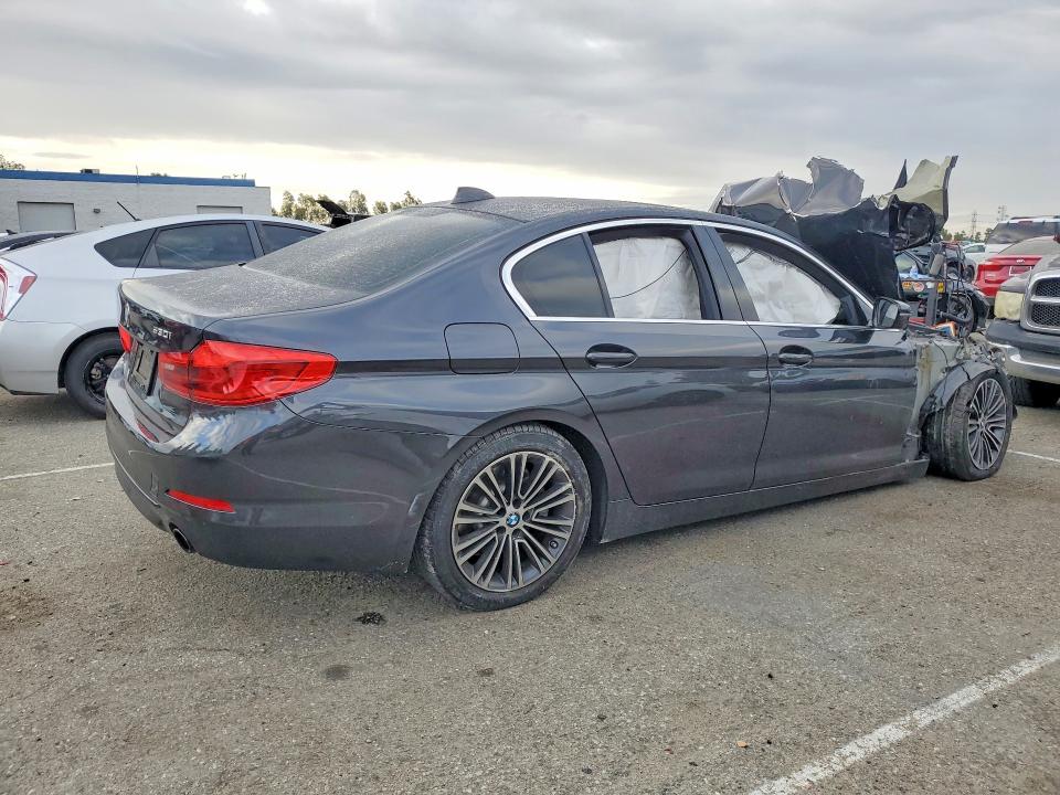 Продажа на аукционе авто 2019 Bmw 530, vin: WBAJA5C54KWW29294, номер лота: 49611596