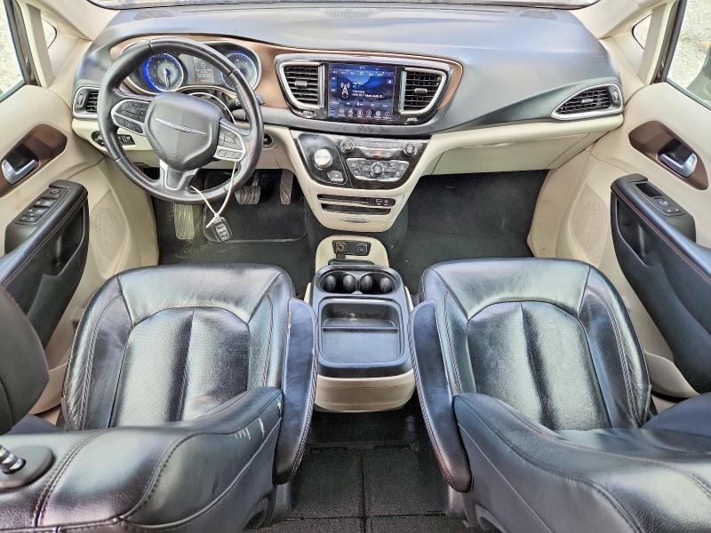 51212246 :رقم المزاد ، 2C4RC1BG5JR123458 vin ، 2018 Chrysler Pacifica مزاد بيع