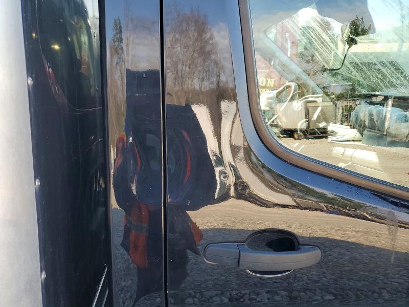 49593996 :رقم المزاد ، 1FDRU8ZG8NKA02404 vin ، 2022 Ford Transit U مزاد بيع