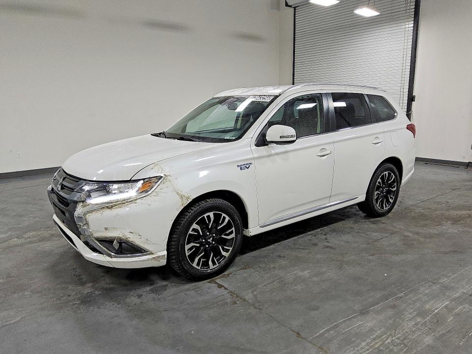 Продаж на аукціоні авто 2018 Mitsubishi Outlander, vin: JA4J24A50JZ029022, номер лоту: 47843256