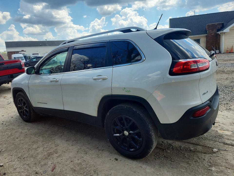 51190416 :رقم المزاد ، 1C4PJMCB7FW514918 vin ، 2015 Jeep Cherokee مزاد بيع
