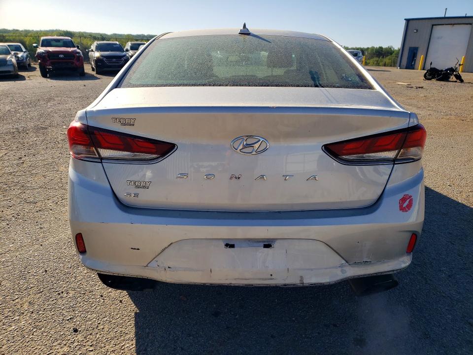 2018 Hyundai Sonata მანქანა იყიდება აუქციონზე, vin: 5NPE24AF5JH615609, აუქციონის ნომერი: 50403956