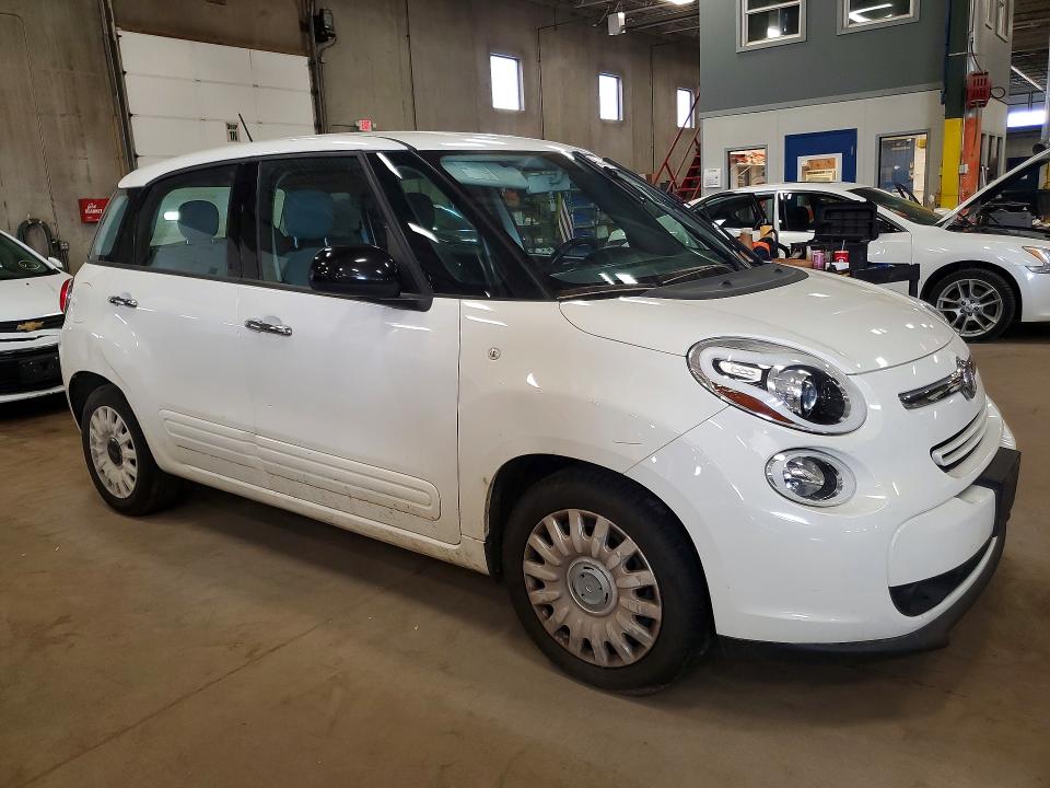 Продажа на аукционе авто 2015 Fiat 500l, vin: ZFBCFAAH6FZ033372, номер лота: 49217506