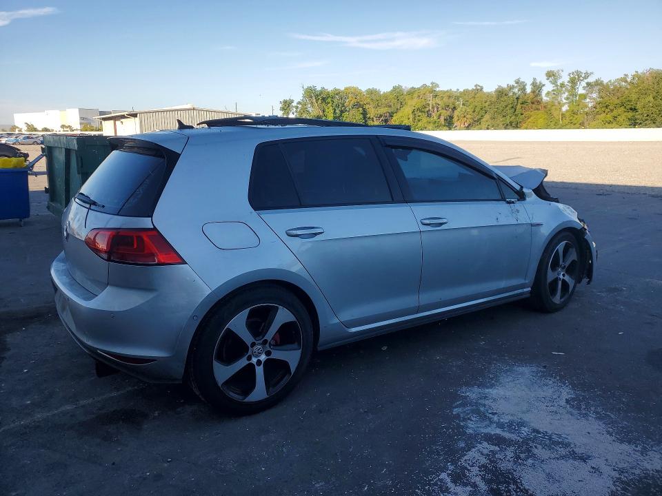 50731926 :رقم المزاد ، 3VW4T7AU9FM052765 vin ، 2015 Volkswagen Gti مزاد بيع