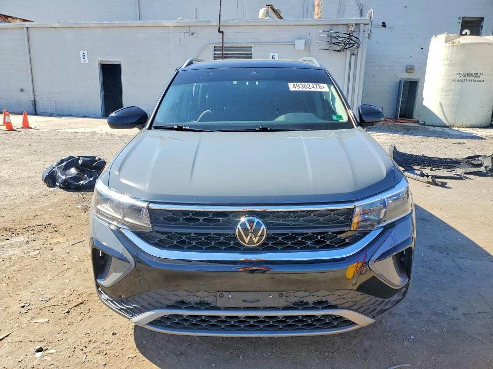 49362476 :رقم المزاد ، 3VVEX7B26PM373691 vin ، 2023 Volkswagen Taos مزاد بيع