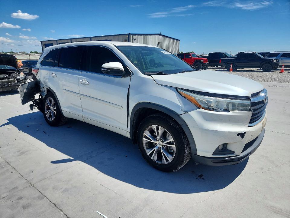 Продажа на аукционе авто 2015 Toyota Highlander, vin: 5TDZKRFH4FS117699, номер лота: 49020996