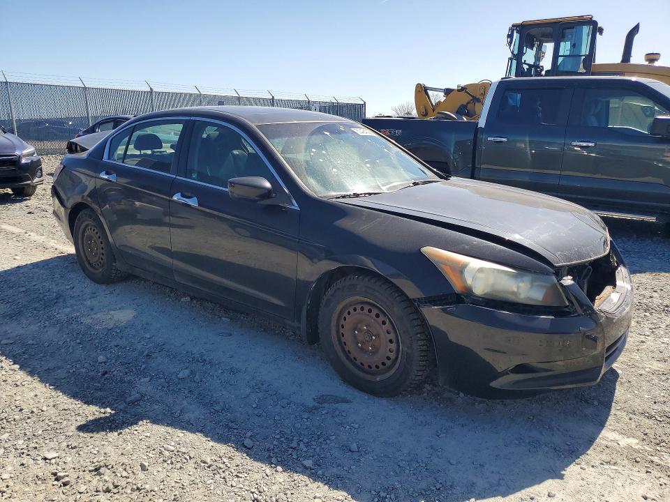 50424026 :رقم المزاد ، 1HGCP3F79BA800065 vin ، 2011 Honda Accord مزاد بيع