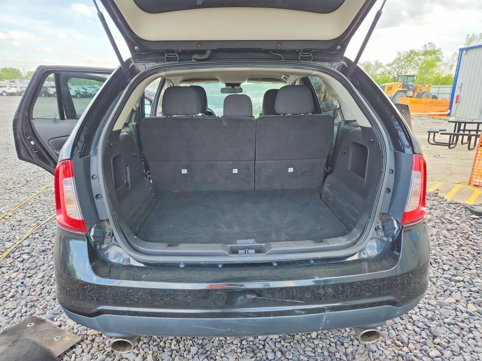 51096076 :رقم المزاد ، 2FMDK4JC3BBB21758 vin ، 2011 Ford Edge مزاد بيع