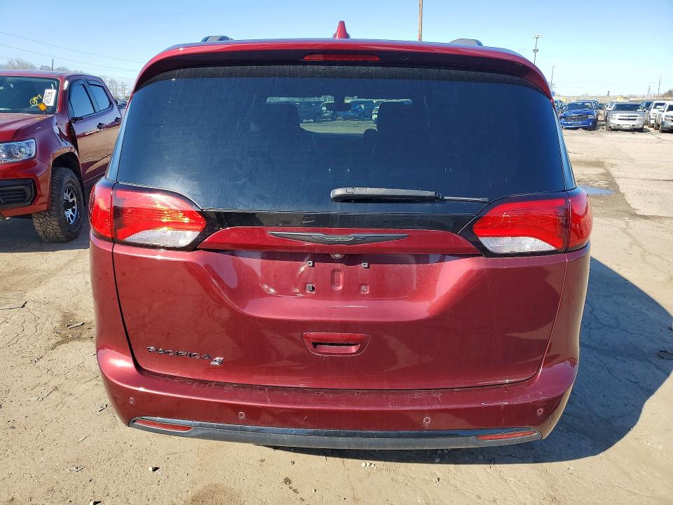2018 Chrysler Pacifica მანქანა იყიდება აუქციონზე, vin: 2C4RC1EG8JR332561, აუქციონის ნომერი: 48770566