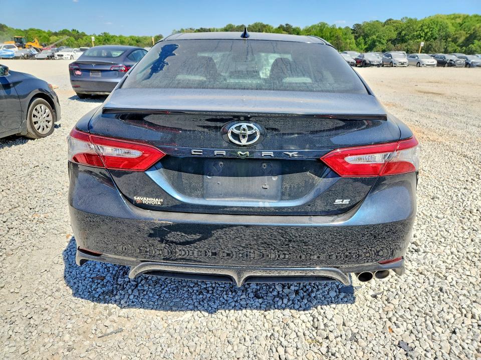 Auction sale of the 2018 Toyota Camry, vin: 4T1B11HK5JU608619, lot number: 49683676