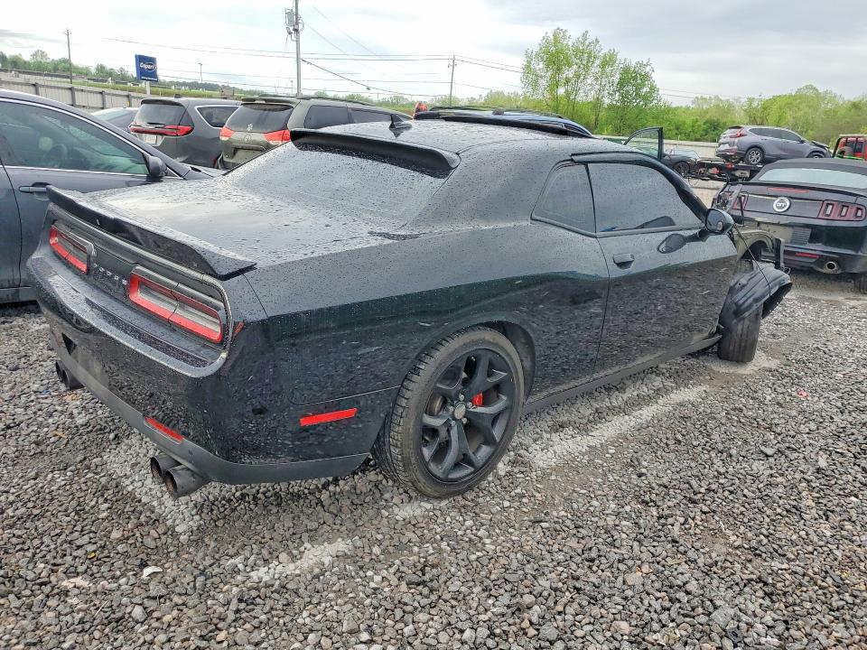 48569276 :رقم المزاد ، 2C3CDZBT1GH172352 vin ، 2016 Dodge Challenger مزاد بيع