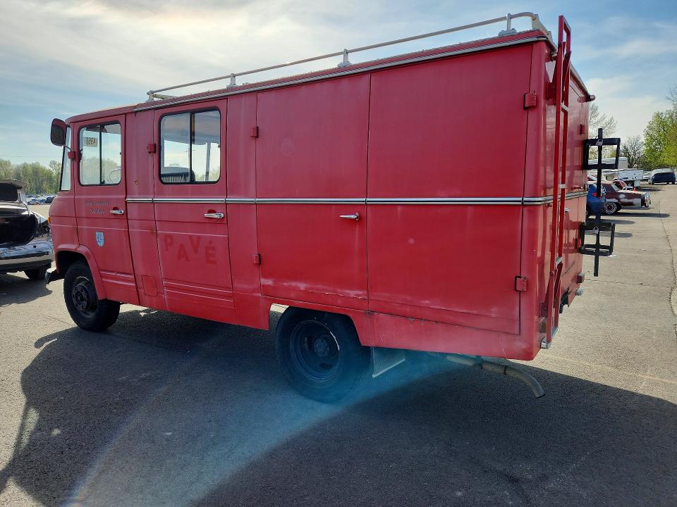 Продаж на аукціоні авто 1967 Mercedes-benz T230, vin: 30905012000195, номер лоту: 49607786