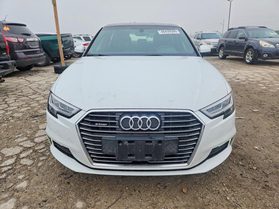 Продажа на аукционе авто 2018 Audi A3, vin: WAUTPBFF1JA067313, номер лота: 48439586