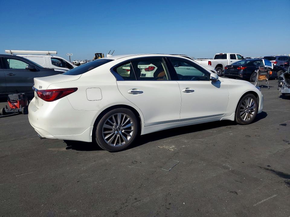 2024 Infiniti Q50 მანქანა იყიდება აუქციონზე, vin: JN1EV7BP6RM601111, აუქციონის ნომერი: 49121466