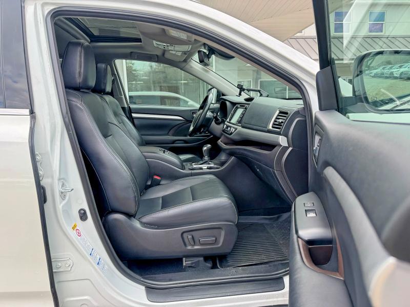 Aukcja sprzedaży 2018 Toyota Highlander, vin: 5TDJZRFH7JS537362, numer aukcji: 48683796