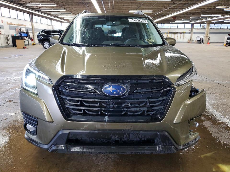 Продаж на аукціоні авто 2023 Subaru Forester, vin: JF2SKAEC0PH425498, номер лоту: 47951766