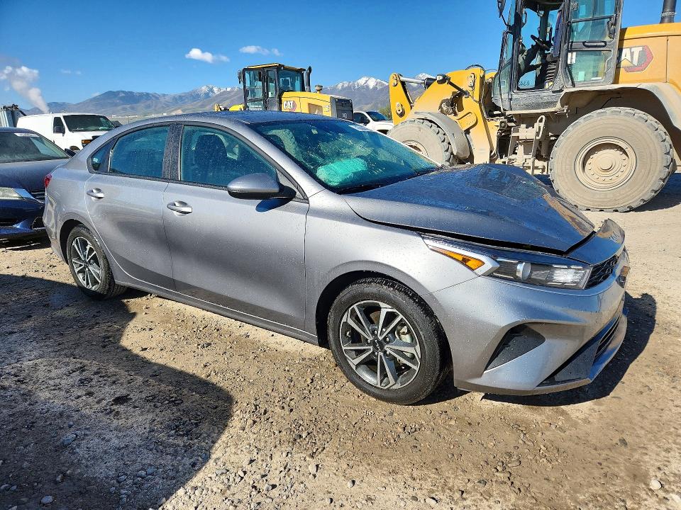 51777616 :رقم المزاد ، 3KPF24AD1RE789163 vin ، 2024 Kia Forte مزاد بيع