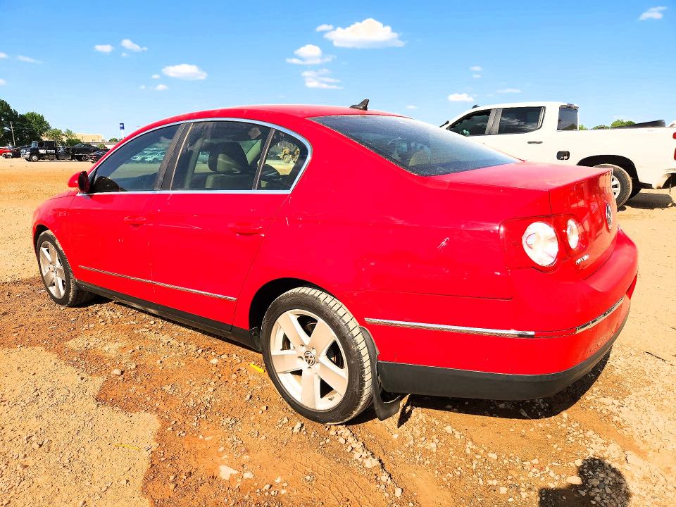 51078736 :رقم المزاد ، WVWAK73C88E130247 vin ، 2008 Volkswagen Passat 4d 2.0t Komfort مزاد بيع