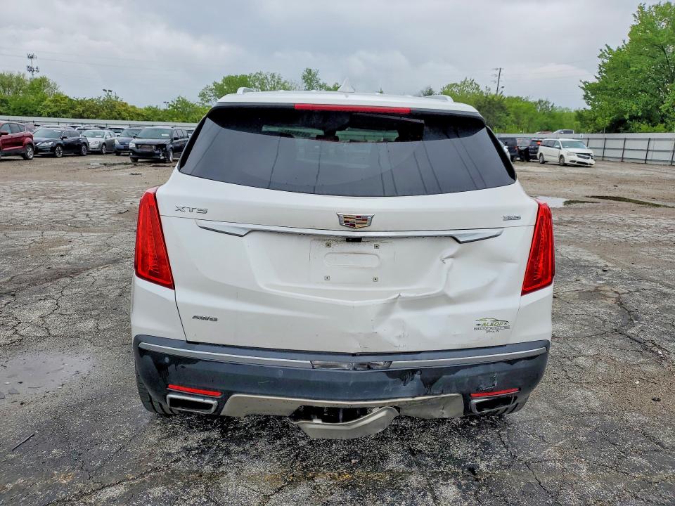 51184446 :رقم المزاد ، 1GYKNFRS1HZ173786 vin ، 2017 Cadillac Xt5 مزاد بيع
