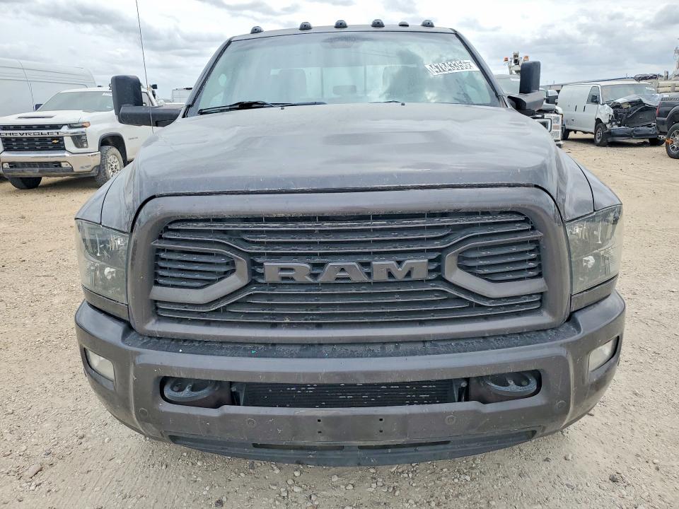 47843356 :رقم المزاد ، 3C63RRHLXJG208199 vin ، 2018 Ram 3500 مزاد بيع