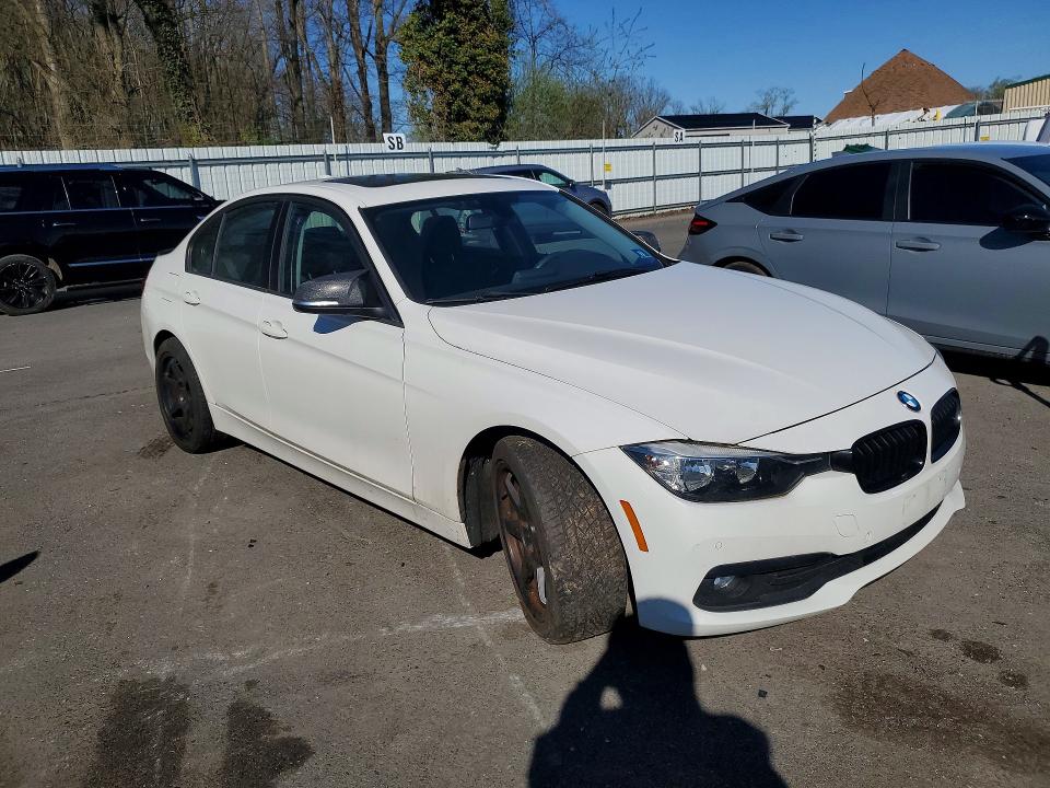 2016 Bmw 320 მანქანა იყიდება აუქციონზე, vin: WBA8E5G58GNT40221, აუქციონის ნომერი: 48612006