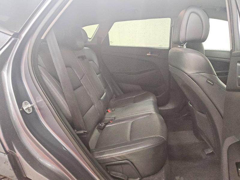 Продажа на аукционе авто 2016 Hyundai Tucson, vin: KM8J33A23GU199783, номер лота: 50476026