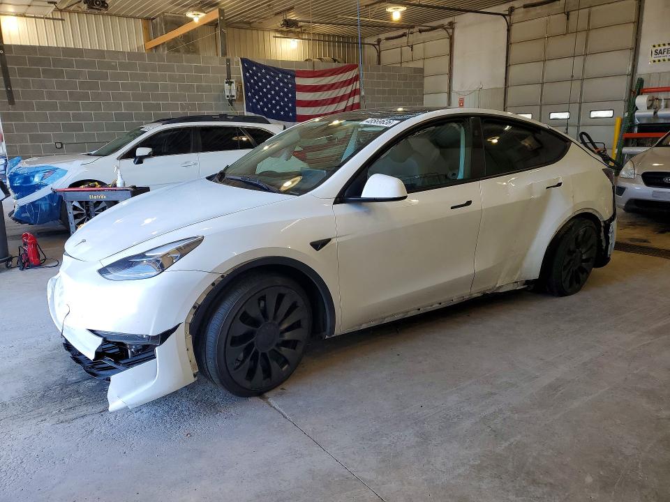 Продаж на аукціоні авто 2024 Tesla Model Y, vin: 7SAYGDEF8RA282597, номер лоту: 48569636