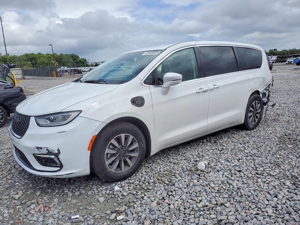 49165686 :رقم المزاد ، 2C4RC1L70NR207322 vin ، 2022 Chrysler Pacifica مزاد بيع