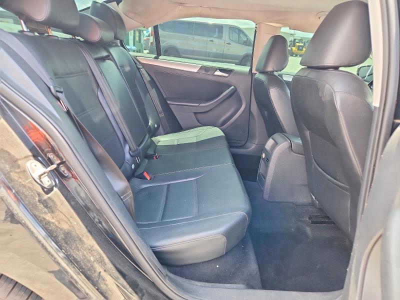 Продажа на аукционе авто 2013 Volkswagen Jetta, vin: 3VWBP7AJ7DM258813, номер лота: 51899386